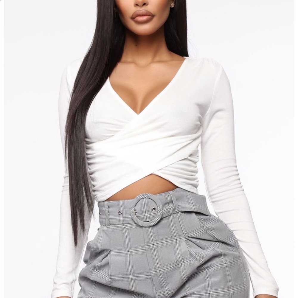 White long sleeve crop